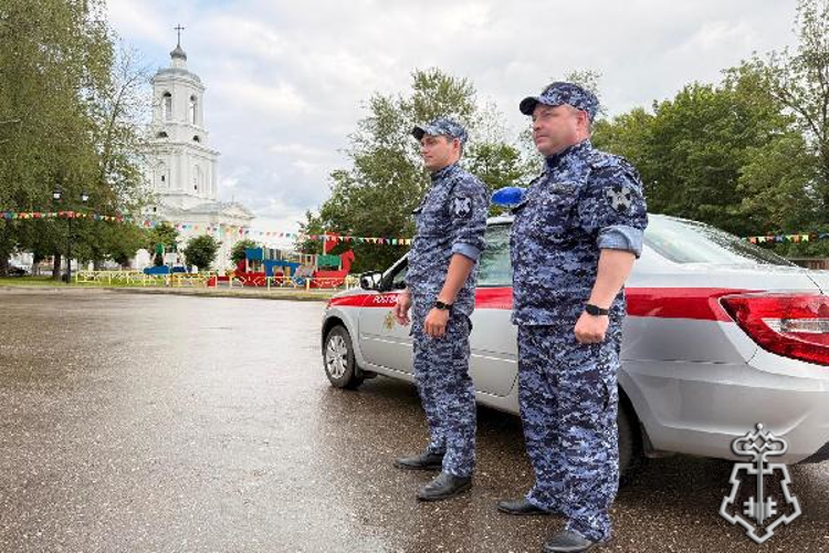 За минувшую неделю сотрудники вневедомственной охраны для обеспечения безопасности граждан совершили более 220 выездов по сигналу «тревога»