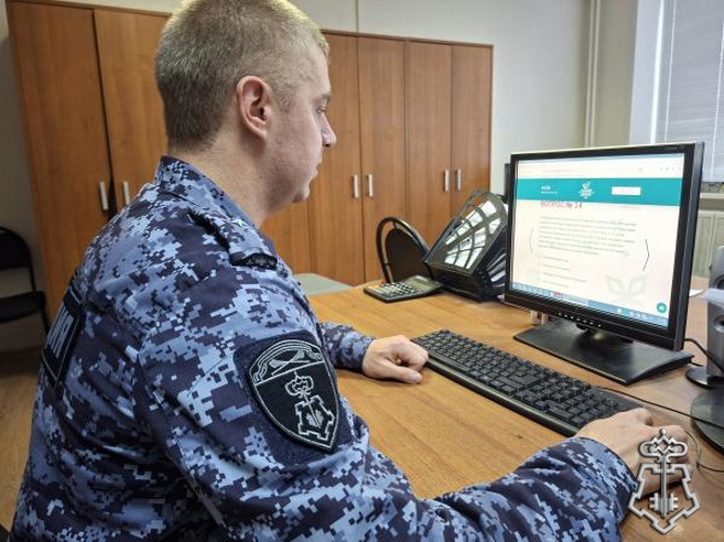 На вопросы «Большого этнографического диктанта» ответили росгвардейцы в Твери