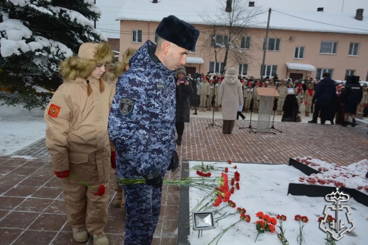 В Западнодвинском округе росгвардейцы приняли участие в мероприятии посвященном 84-ой годовщине освобождения от немецко-фашистских захватчиков