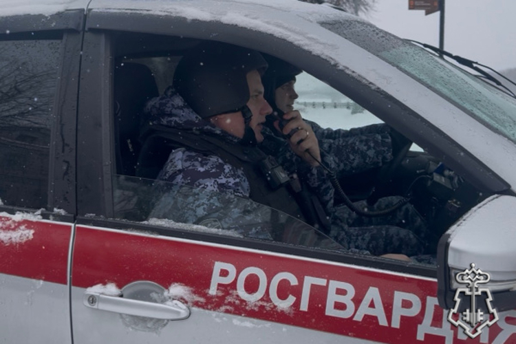 В Тверской области росгвардейцы задержали подозреваемых в краже