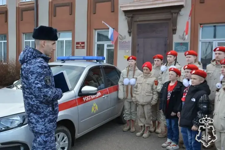В преддверии юбилея Росгвардии в Тверской области сотрудники вневедомственной охраны провели ряд патриотических мероприятий 