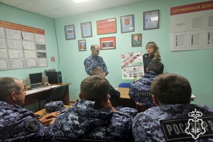 Сотрудники вневедомственной охраны Росгвардии по Западнодвинскому району обсудили ПДД с сотрудниками Госавтоинспекции